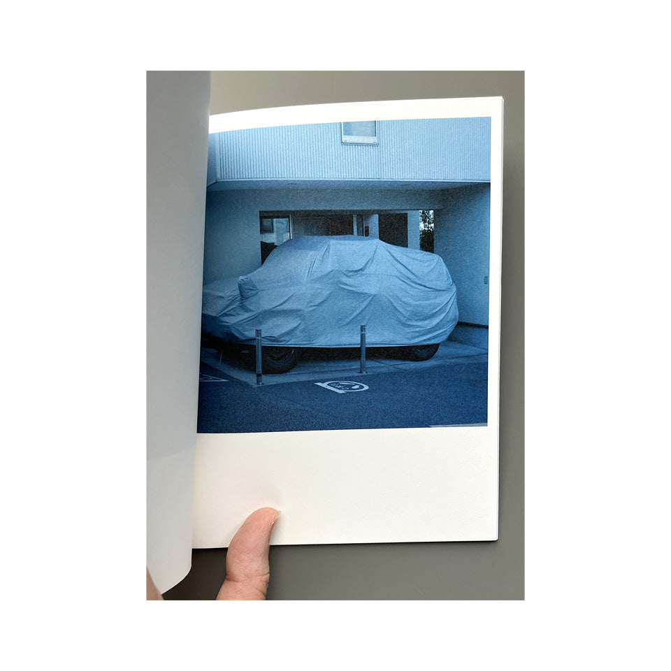 Takashi Homma: Various Covered Automobiles